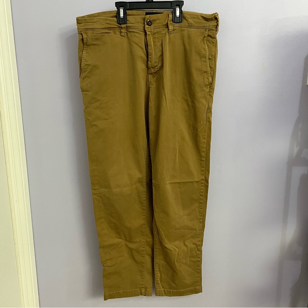American eagle men’s jeans